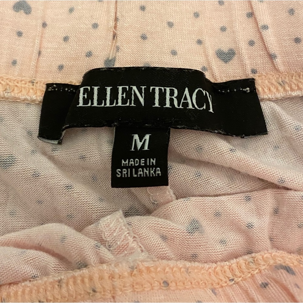 Very pretty Pyjama set. Only worn a few times. Nicely washed - Picture 5 of 5